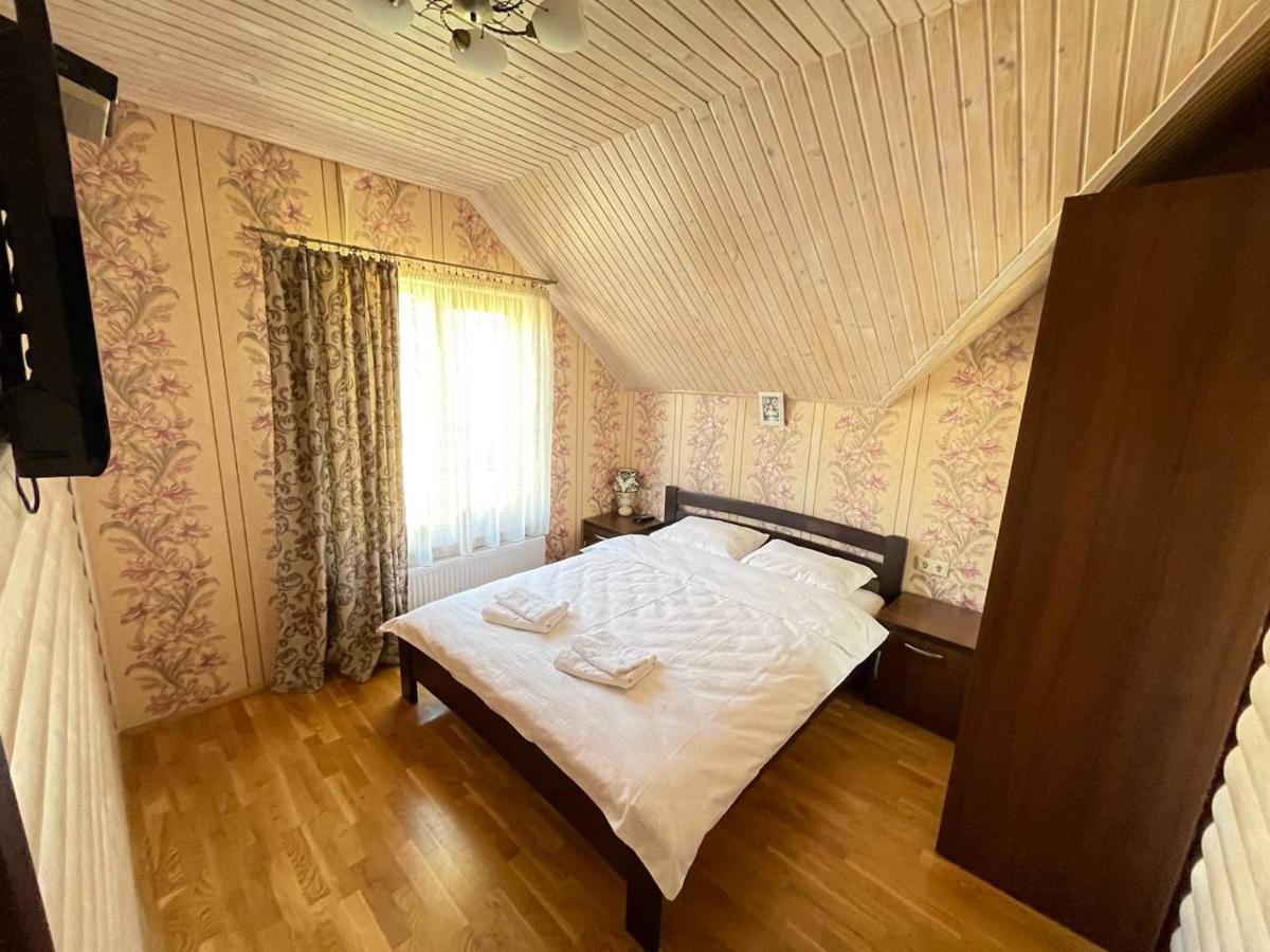 U Troh Brativ Villa Plave ภายนอก รูปภาพ