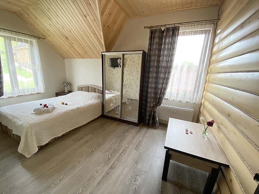 U Troh Brativ Villa Plave ภายนอก รูปภาพ